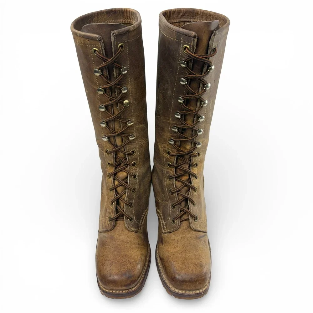 Shoes - Picture 2 of 10